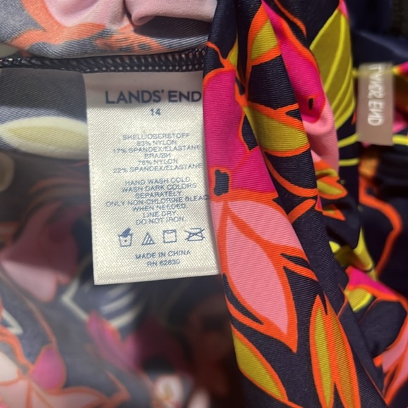 NWT Lands End Chlorine Resistant Halter Tankini Blouse in Deep Sea Jungle SZ 14 - Picture 7 of 9